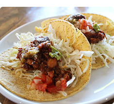 鳥取・湯梨浜のメキシコ料理店tiny kitchen smooth(タイニーキッチンスムース)のタコス